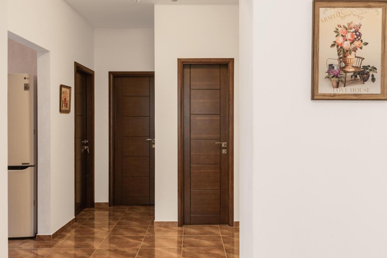 Stay Inn Apartments On Amiryan 4-6 Γιερεβάν Εξωτερικό φωτογραφία